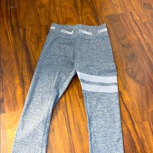 Leggings/workout pants